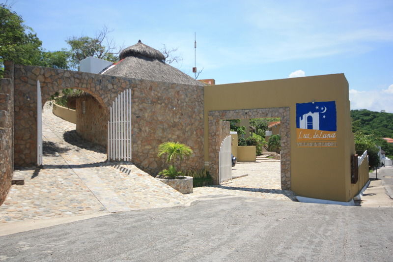 Villas & Resort Luz De Luna Santa Cruz Huatulco Kültér fotó